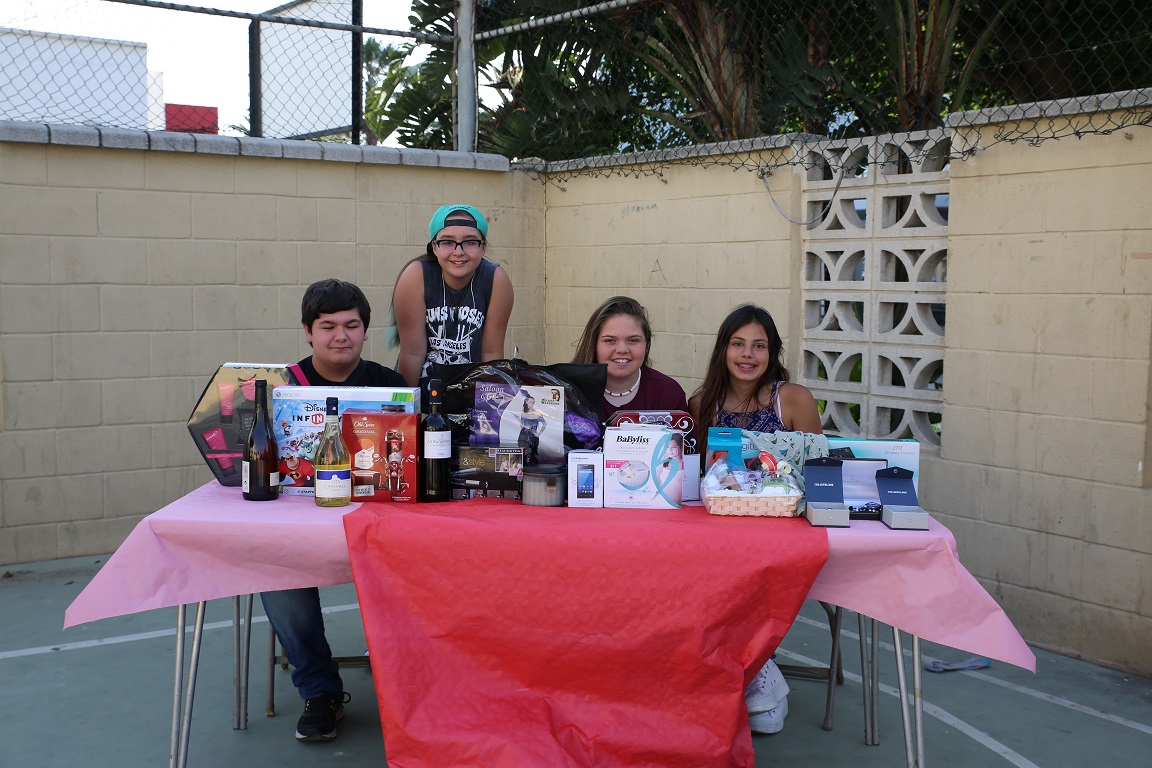 Laguna Youth Club members organised the barbeque and a variety of activities for everyone to enjoy