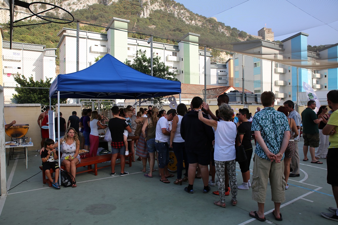 The Community enjoy the Laguna Youth Club barbeque